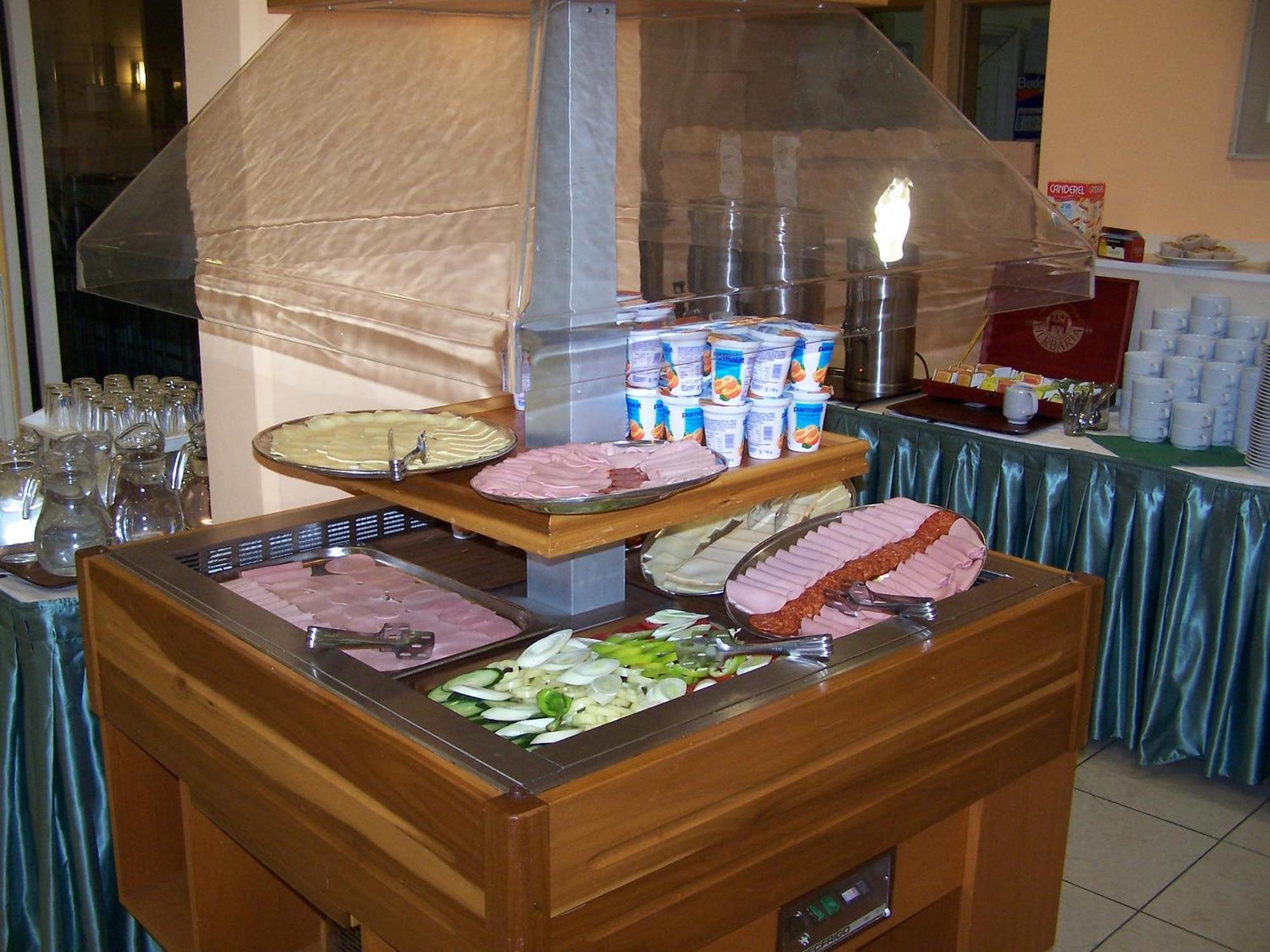 Hotel Bara בודפשט מראה חיצוני תמונה